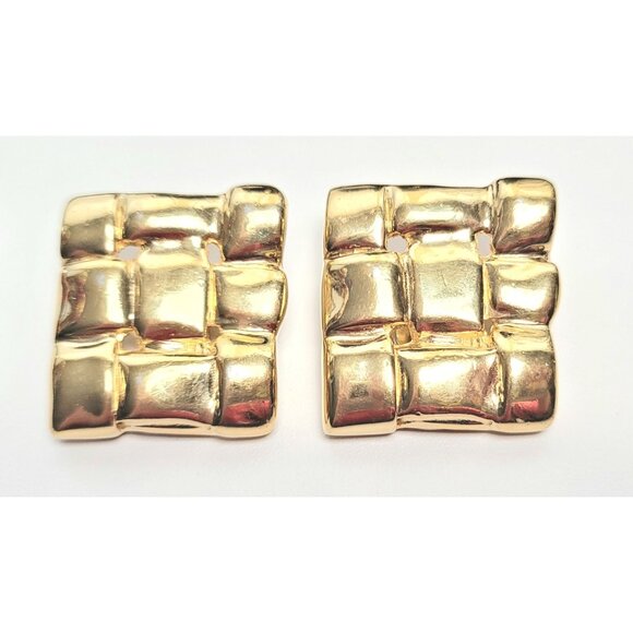 Ciner Goldtone Lattice Clip On Earrings - Picture 4 of 5